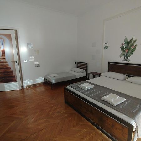 Dock Bay Lodge Hostello Trieste Exterior foto