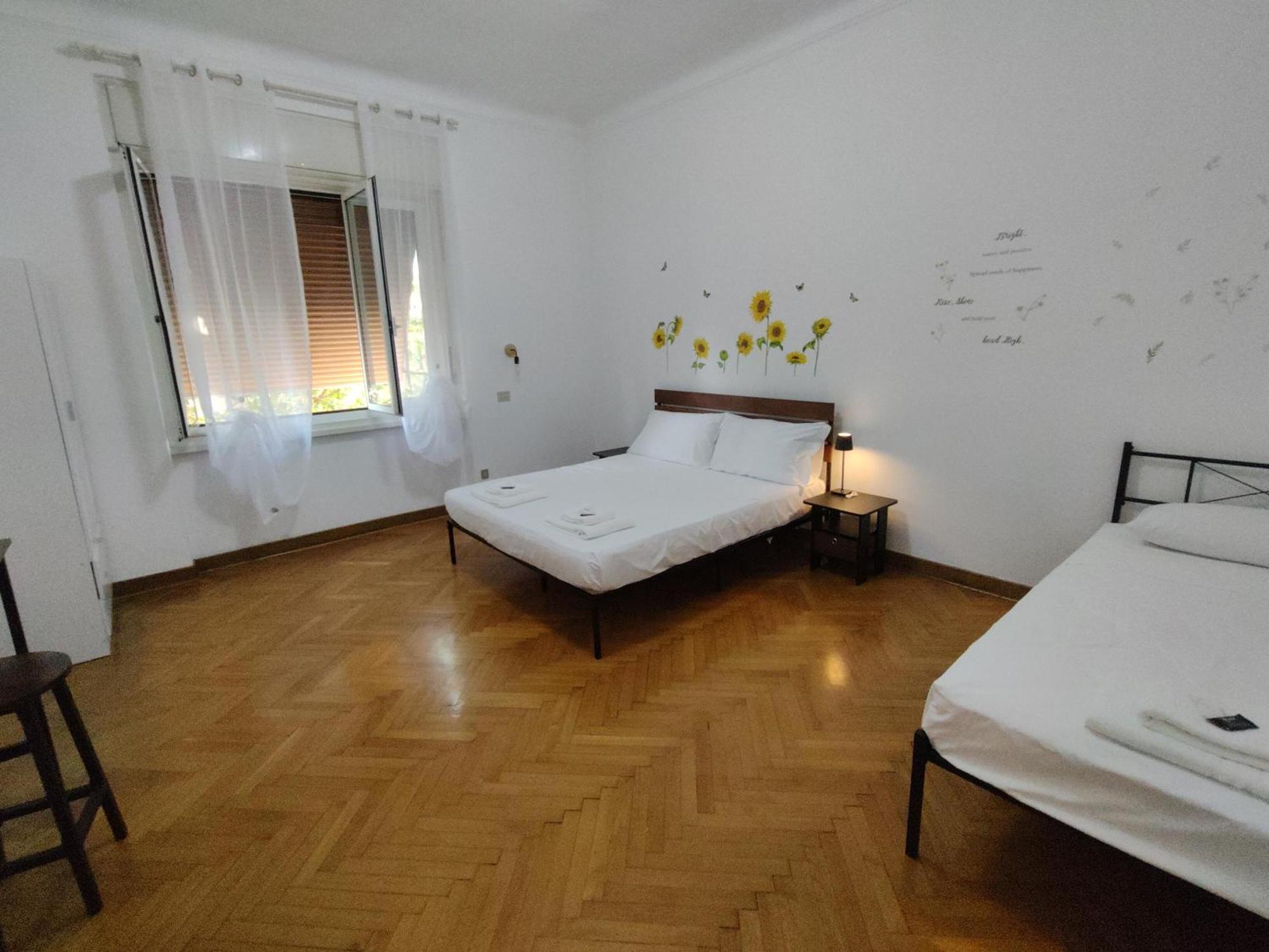 Dock Bay Lodge Hostello Trieste Exterior foto